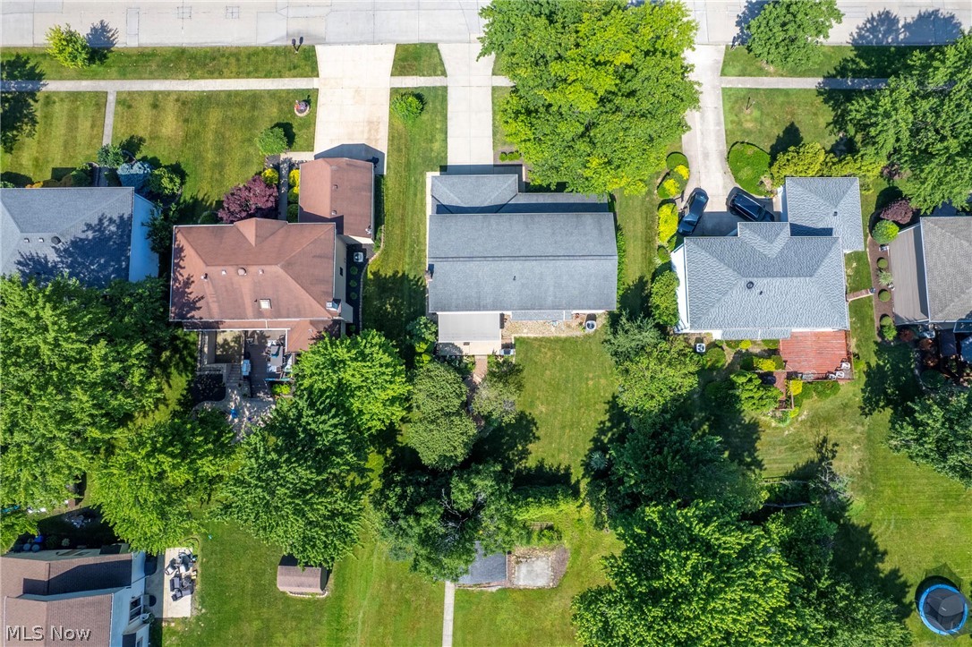 18211 Winchester Court Strongsville OH 44136