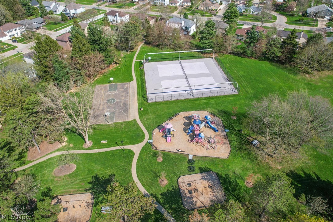18211 Winchester Court Strongsville OH 44136