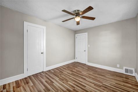 17913 Flamingo Avenue Cleveland OH 44135