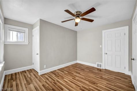 17913 Flamingo Avenue Cleveland OH 44135