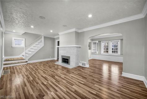 17913 Flamingo Avenue Cleveland OH 44135