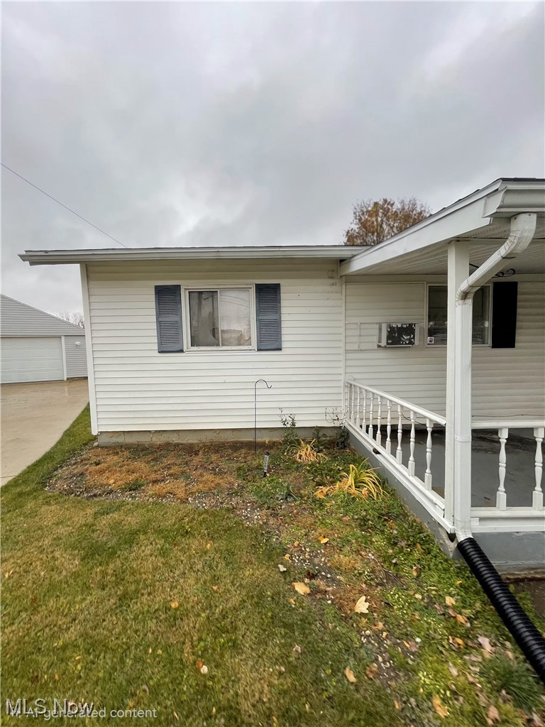 140 Crystal Court Bellevue OH 44811