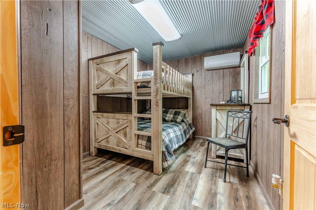 5674 Pleasant Valley Road Nashport OH 43830
