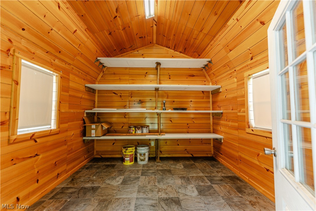 5674 Pleasant Valley Road Nashport OH 43830