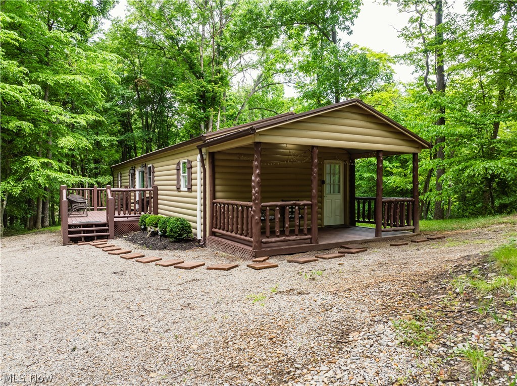 5674 Pleasant Valley Road Nashport OH 43830