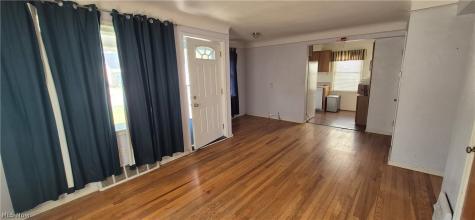 1112 Clearview Avenue Parma OH 44134