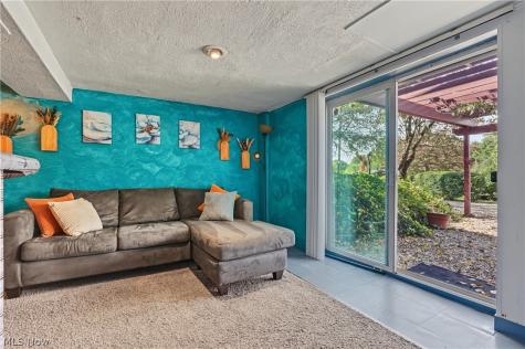 819 Sunset View Boulevard Tallmadge OH 44278