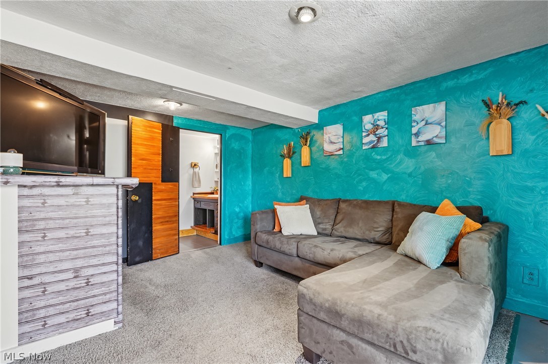 819 Sunset View Boulevard Tallmadge OH 44278