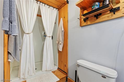 819 Sunset View Boulevard Tallmadge OH 44278