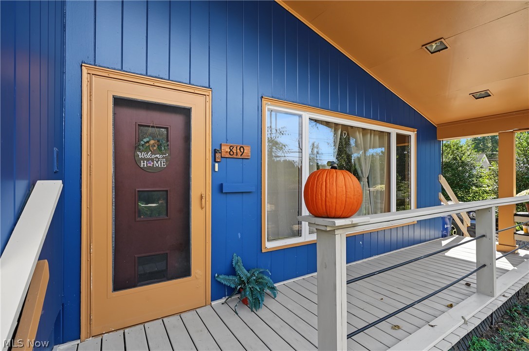 819 Sunset View Boulevard Tallmadge OH 44278