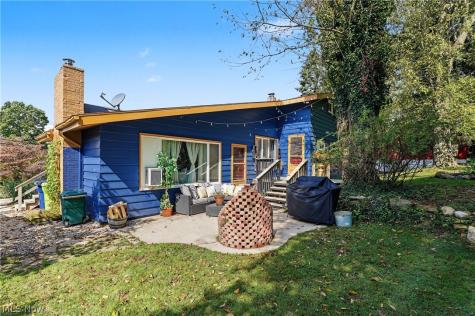 819 Sunset View Boulevard Tallmadge OH 44278