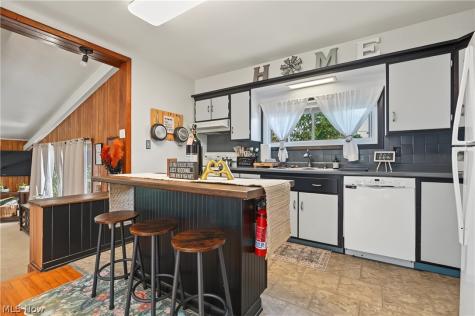819 Sunset View Boulevard Tallmadge OH 44278