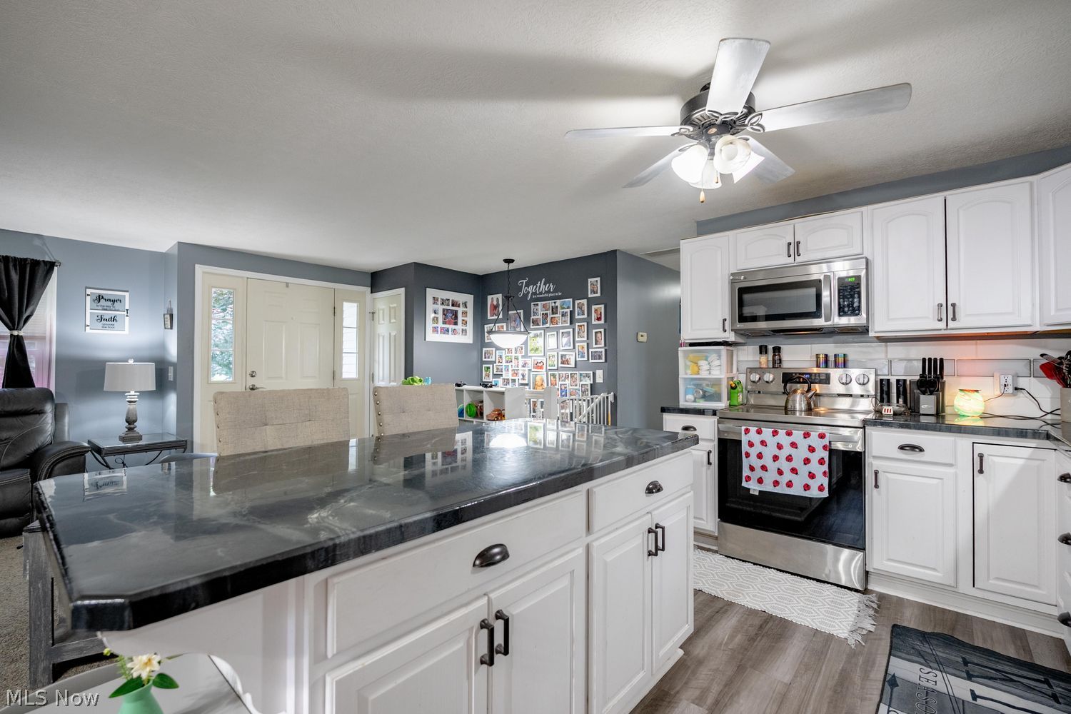 2515 Sussex Drive New Franklin OH 44216