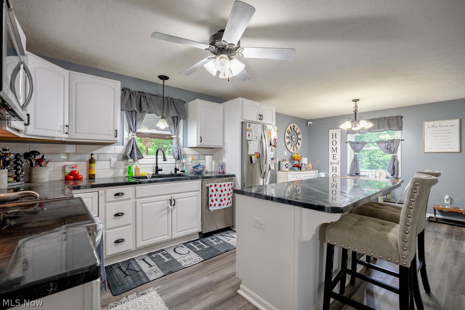 2515 Sussex Drive New Franklin OH 44216