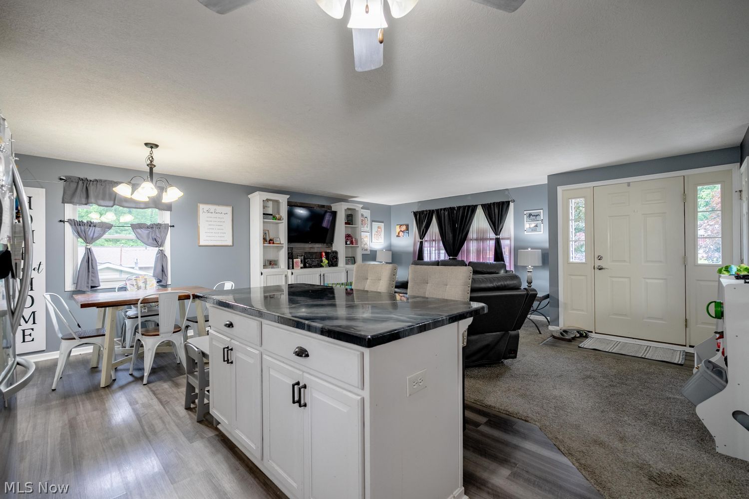 2515 Sussex Drive New Franklin OH 44216