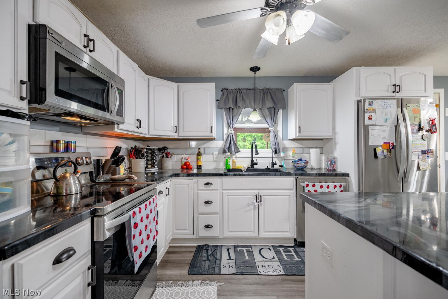 2515 Sussex Drive New Franklin OH 44216