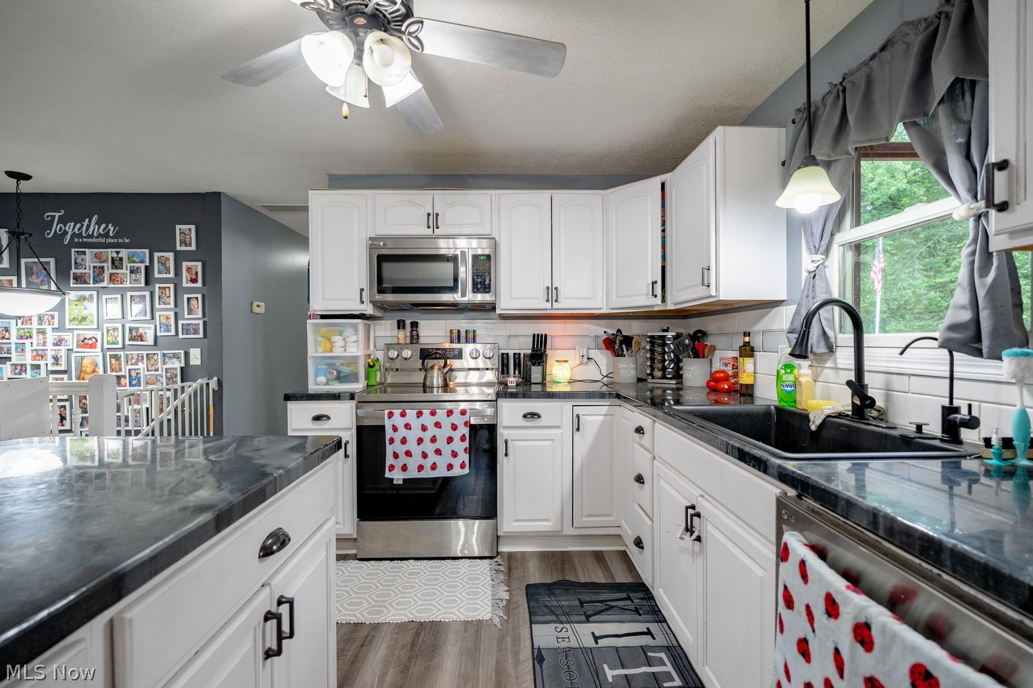2515 Sussex Drive New Franklin OH 44216