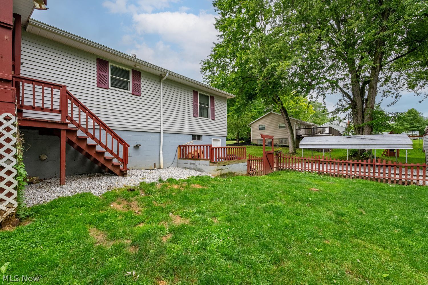 2515 Sussex Drive New Franklin OH 44216
