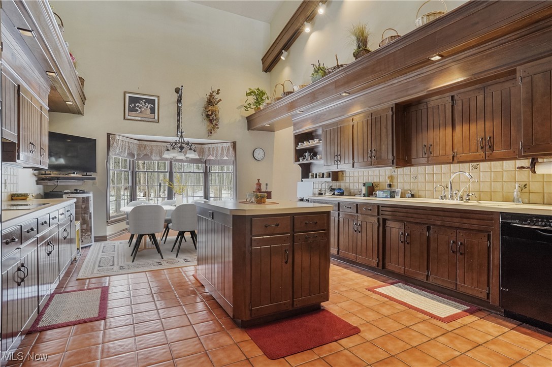 363 Woodbend Road Ravenna OH 44266