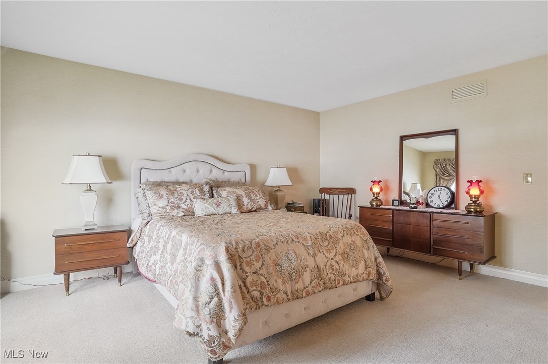 363 Woodbend Road Ravenna OH 44266