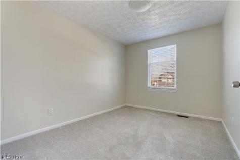 2165 Stonehenge Circle Akron OH 44319