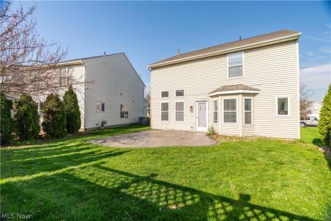 2165 Stonehenge Circle Akron OH 44319