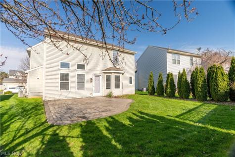 2165 Stonehenge Circle Akron OH 44319