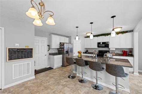 3502 Magnolia Drive Lorain OH 44053