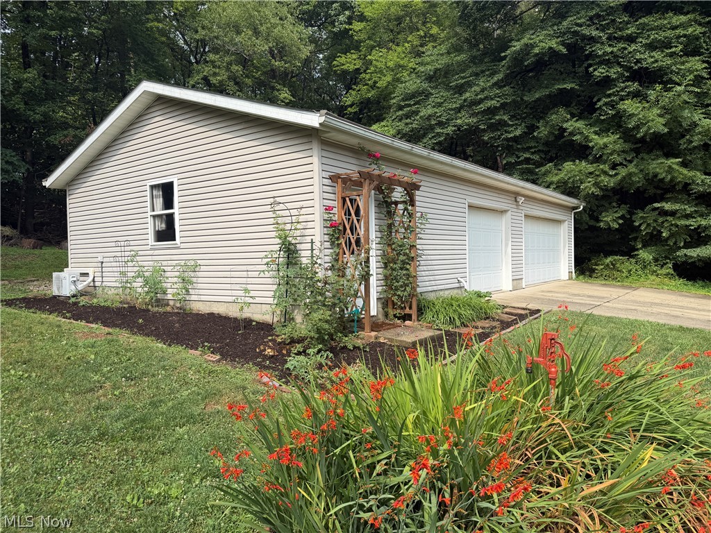 3355 Schneiders Crossing Road NW Dover OH 44622
