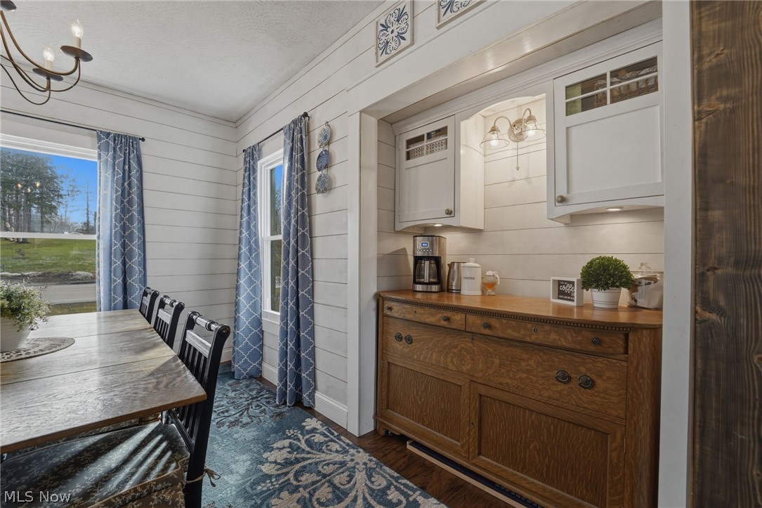 11028 Mayfield Road Chardon OH 44024