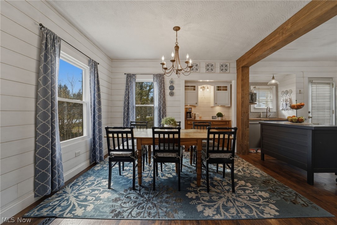 11028 Mayfield Road Chardon OH 44024