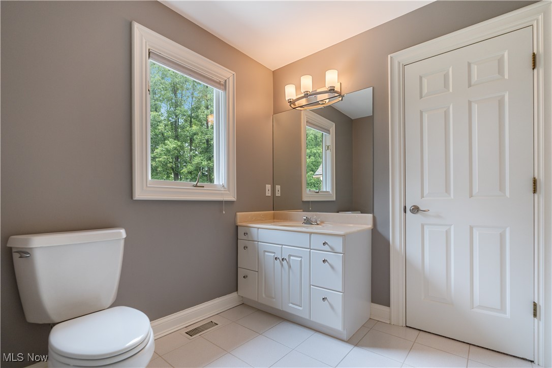 438 Club Drive Aurora OH 44202