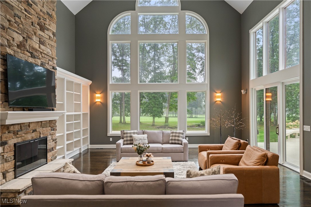 438 Club Drive Aurora OH 44202