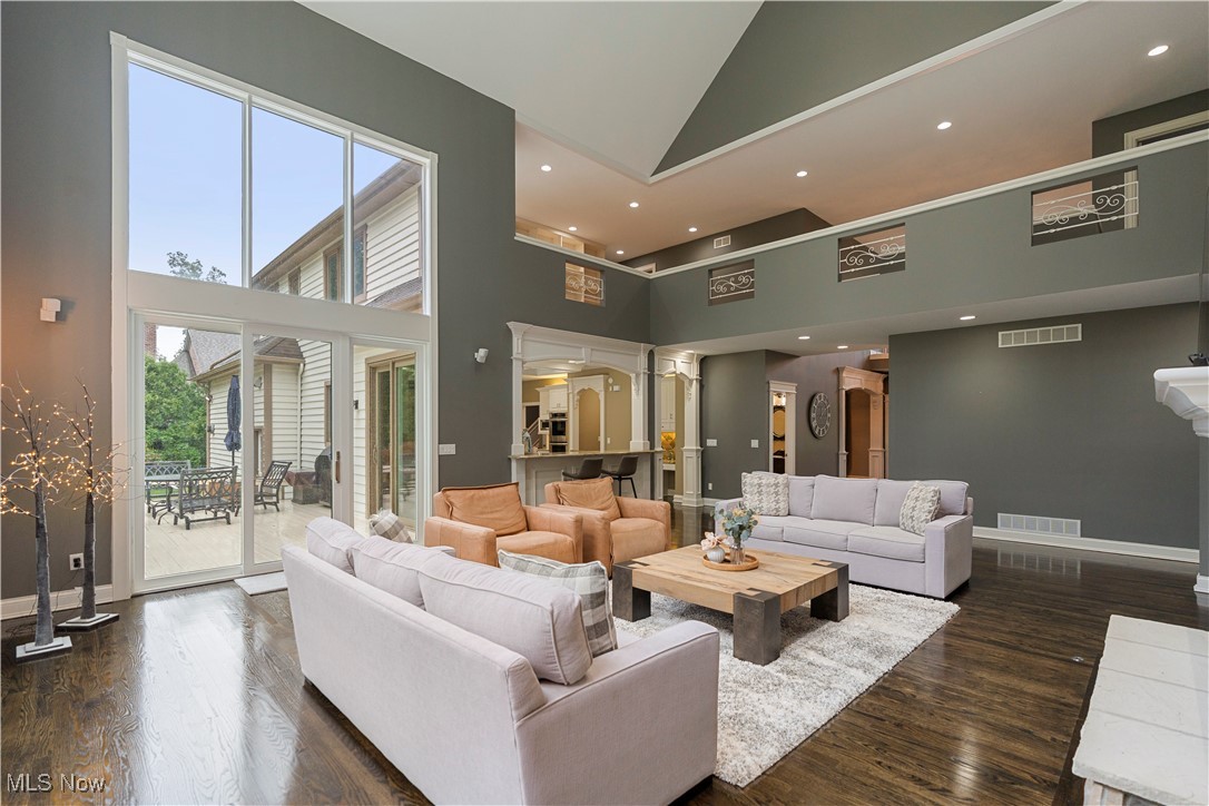 438 Club Drive Aurora OH 44202