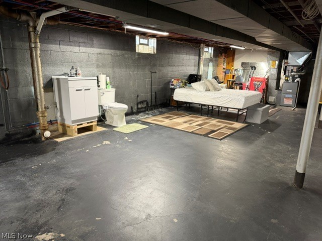 4609 Bond Warren OH 44483