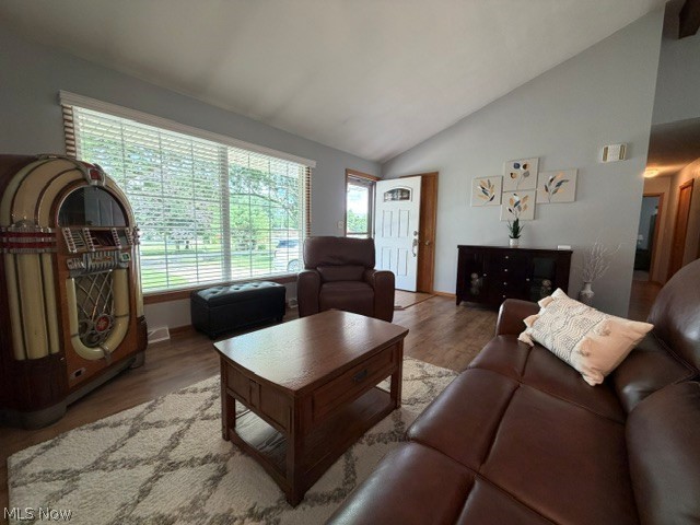 4609 Bond Warren OH 44483