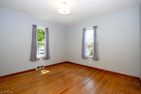 576 Hartzler Street Wooster OH 44691