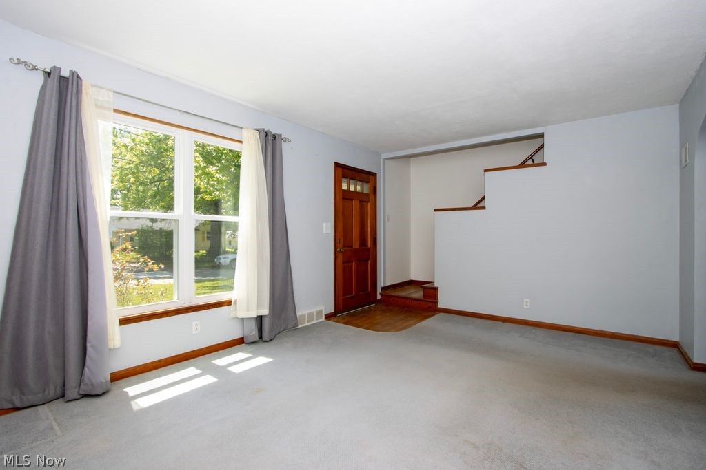 576 Hartzler Street Wooster OH 44691