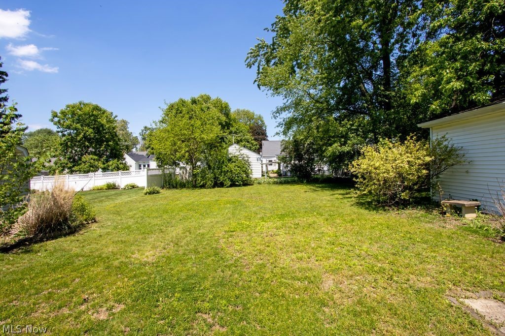 576 Hartzler Street Wooster OH 44691