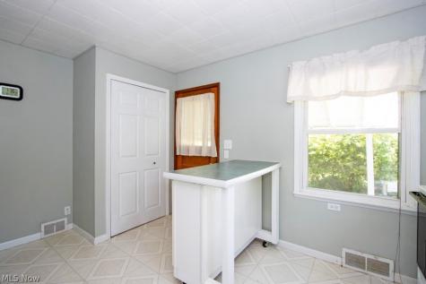 576 Hartzler Street Wooster OH 44691