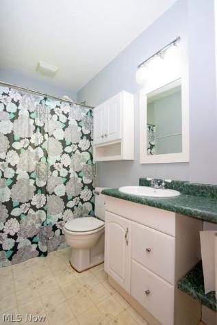 576 Hartzler Street Wooster OH 44691