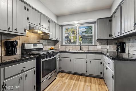 1302 East Avenue Akron OH 44307