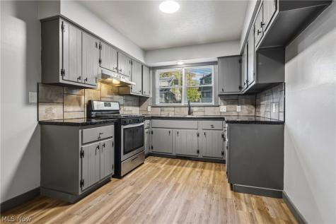 1302 East Avenue Akron OH 44307