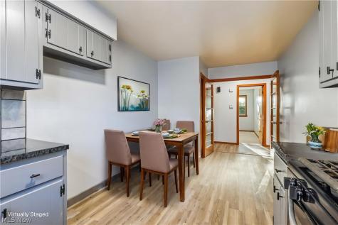 1302 East Avenue Akron OH 44307
