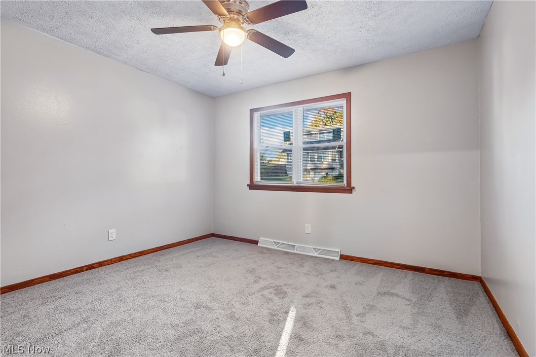 1302 East Avenue Akron OH 44307