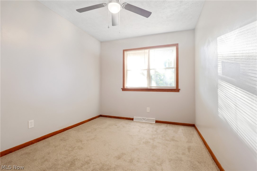 1302 East Avenue Akron OH 44307