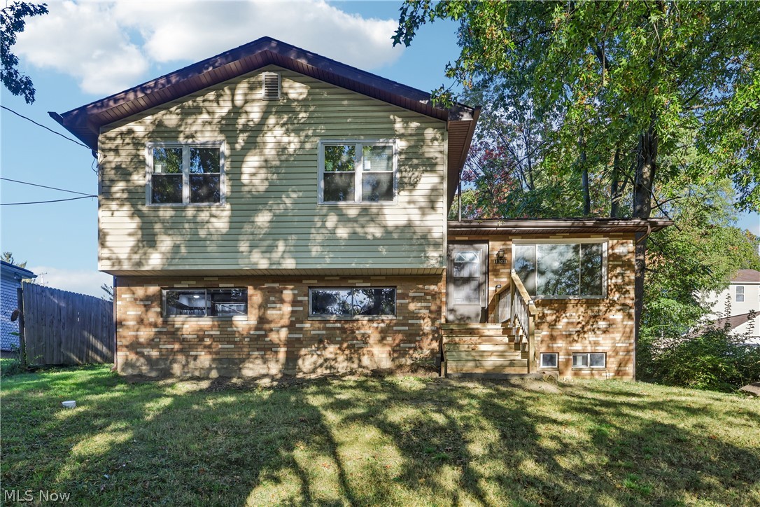 1302 East Avenue Akron OH 44307
