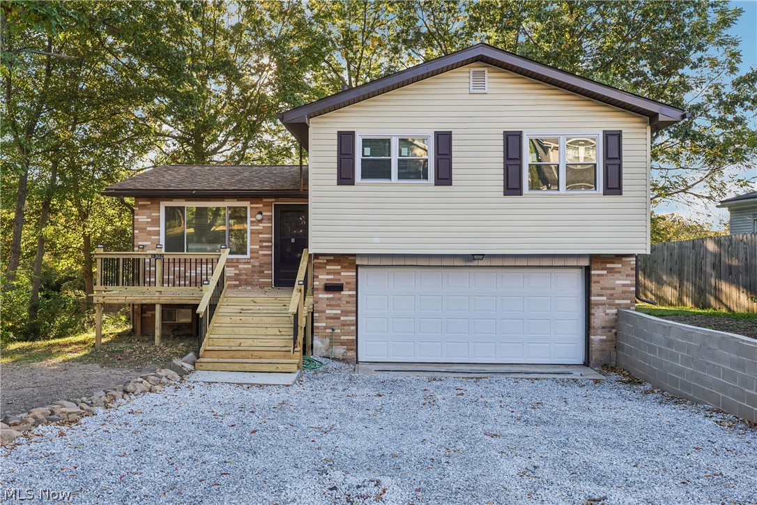1302 East Avenue Akron OH 44307