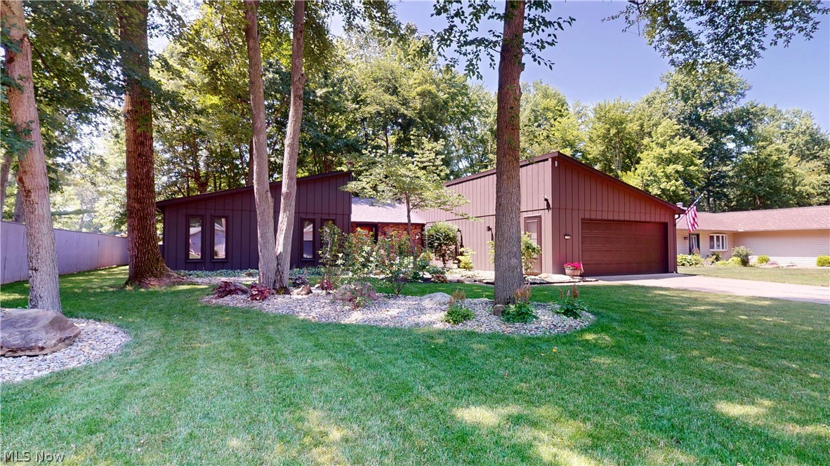 5726 Rock Point Circle North Ridgeville OH 44039