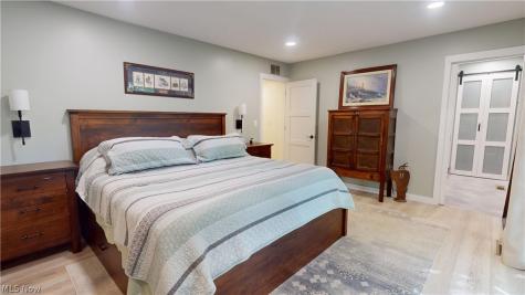 5726 Rock Point Circle North Ridgeville OH 44039